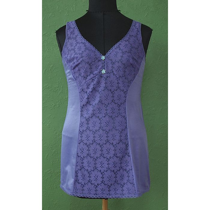 Lavendelfarvet Vintage underkjole, str. 38, 70erne. Ubrugt