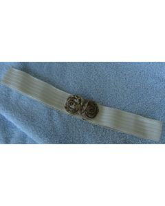 Hvidt elastik vintage bælte med rosenspænde