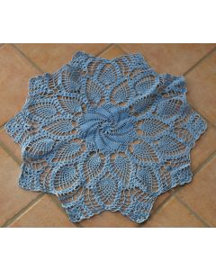 Lyseblå, håndhæklet vintage lysedug