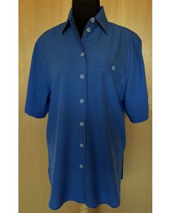 Blå, kortærmet storskjorte i str. 38, ubrugt