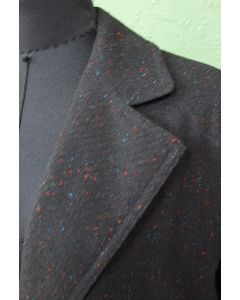 Sort, dobbeltradet blazerjakke, helforet i str, 38. Ubrugt