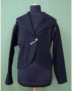 Sort trøje med sølvstikninger fra Pardon. Str.36. Ubrugt