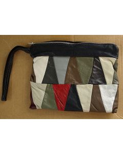 Vintage clutch i skind med flere farver, 70s. Ubrugt