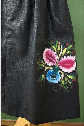 Vintage nederdel med prægede blomster, str. 36/38, fra 80erne