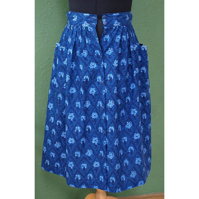 Blå, blomstret vintage nederdel med knaplukning fortil, str. 36