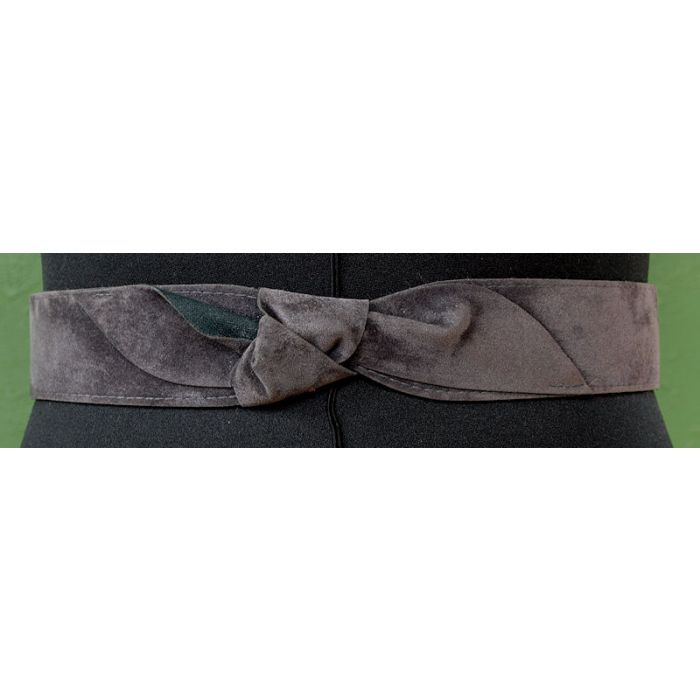 Gråt vintage bælte i imiteret ruskind, ubrugt