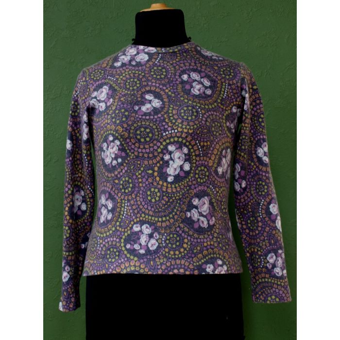 Vintage bluse i lilla nuancer med rosenmotiver – 80’er retro & blød uld
