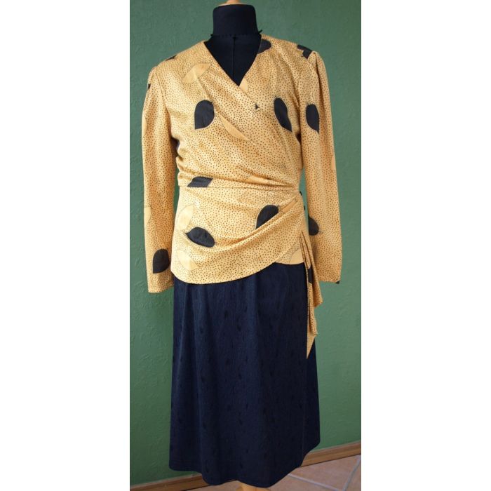 Festsæt fra Eurofashion i str. 38, ubrugt