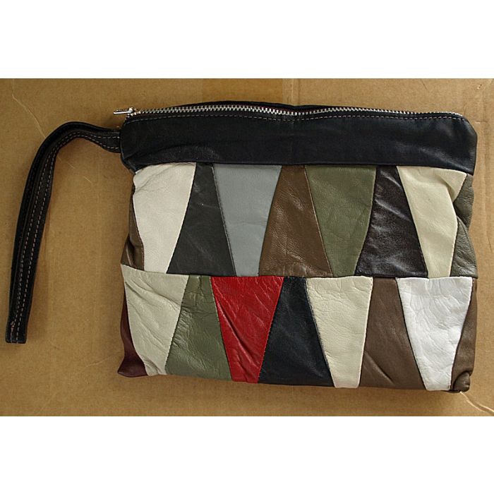 Vintage clutch i skind med flere farver, 70s. Ubrugt
