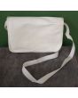 Hvid vintage taske i plastmateriale, her set bagfra