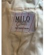 Råhvid vindjakke fra Milo i str. 36, logo