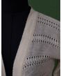 Råhvid strik cardigan fra Micha, str. 38, hulmønster i close up