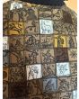 Vintage bluse i brune nuancer og mange motiver, str. 40, her ses motiver i close up