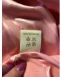 Rosa skjortebluse i blank satin fra Eurofashion, str. 38. Fin og velholdt, ingen brugsspor, her ses materiale
